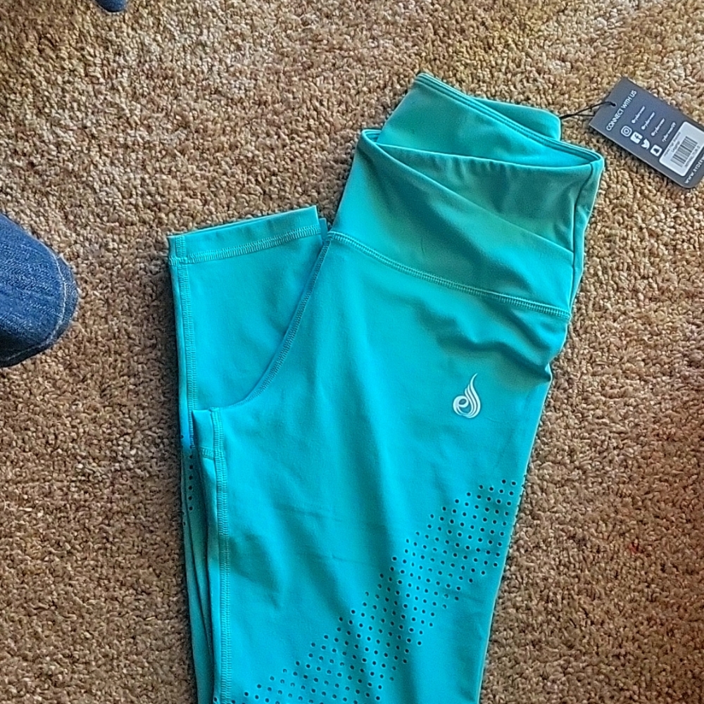 NWT RYDERWEAR impact high waisted leggings.
